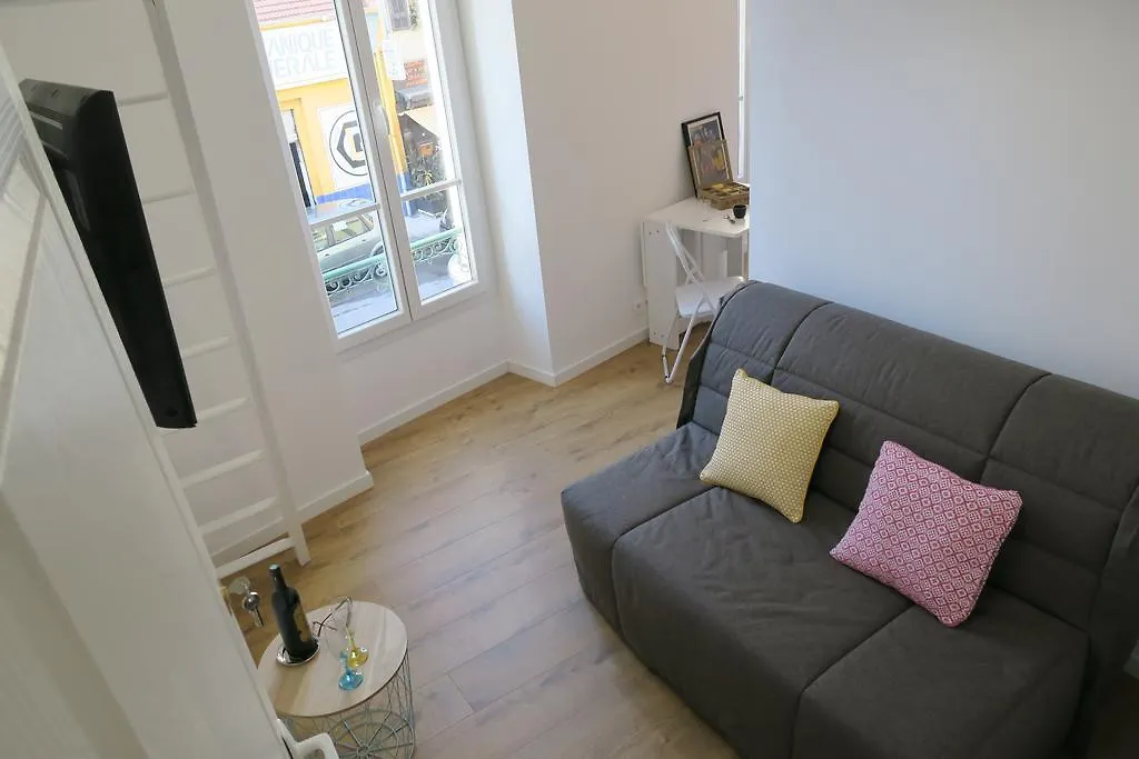 Nice Cosy Studio Hotel Apartment